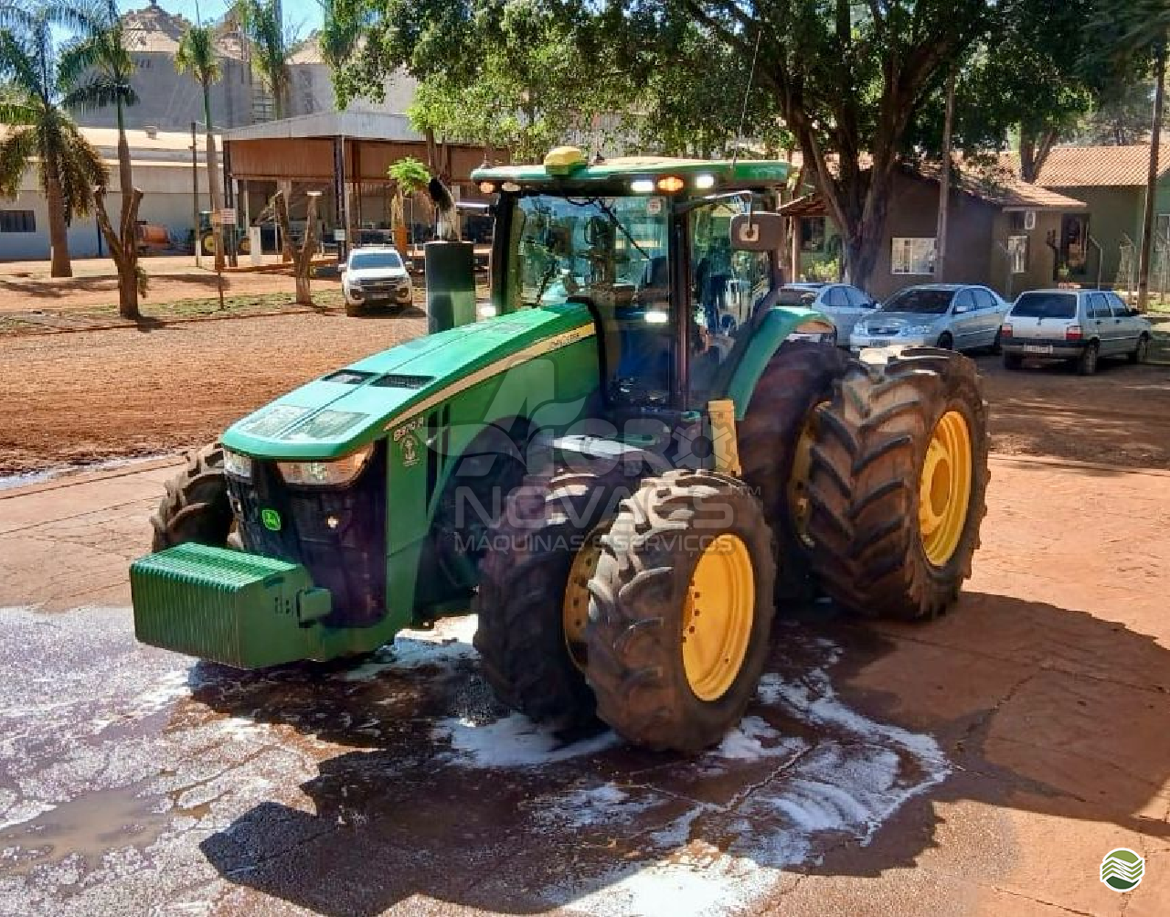 JOHN DEERE 8370R de Agro Novaes Máquinas Agrícolas